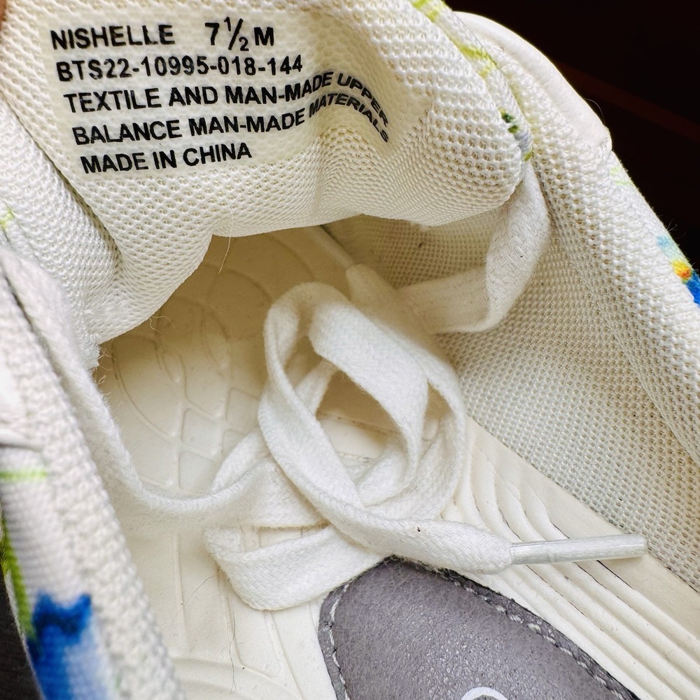BareTraps Nishelle Sneakers Shoes Womens 7.5 White Floral Canvas Casual - Picture 8 of 8